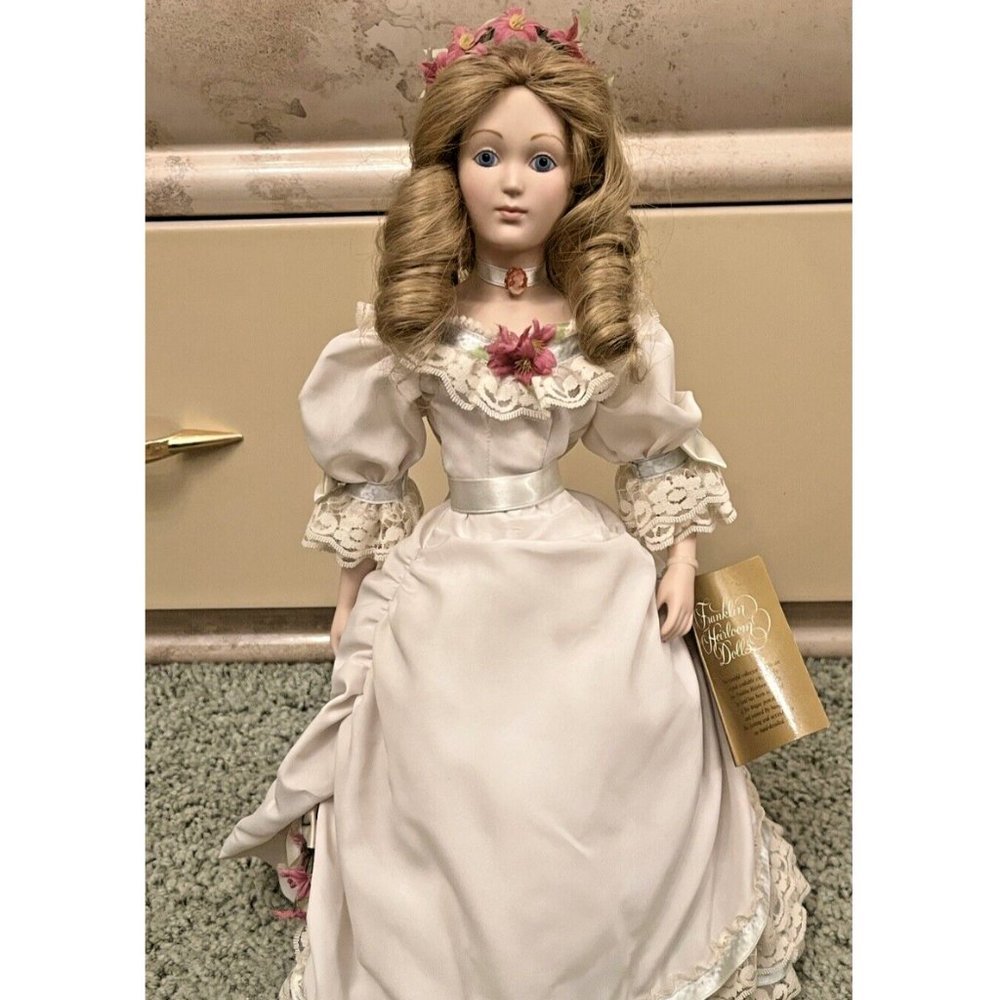 VINTAGE MINT #10 FRANKLIN HEIRLOOM 17" PORCELAIN DOLL WEDDING DRESS LACE FLOWERS